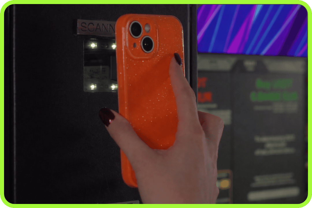 Hand mit einem Smartphone